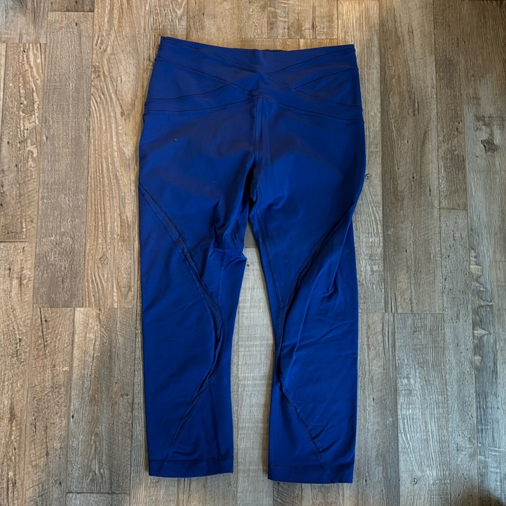 Lululemon crop leggings